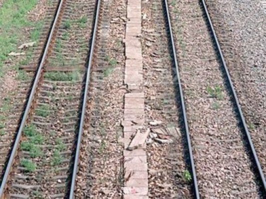 Carnagiu pe calea ferată: omorâţi de trenul Arad- Constanţa